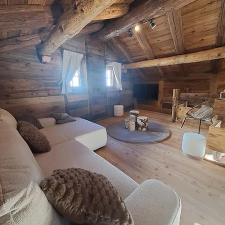 La Grange A Philippe Chalet *